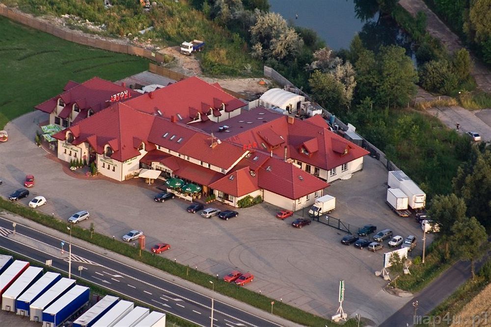 Zielona Weranda Hotel Wielun Exterior photo